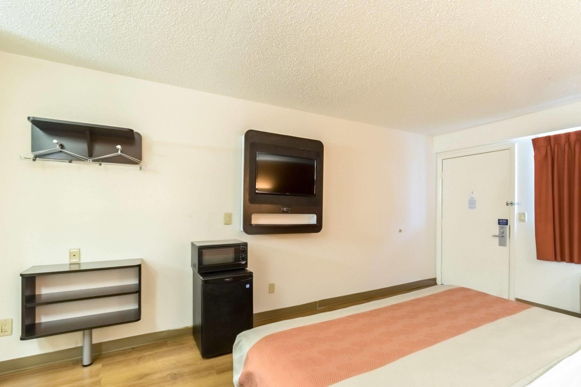 Motel 6-Crawfordsville, In Bagian luar foto
